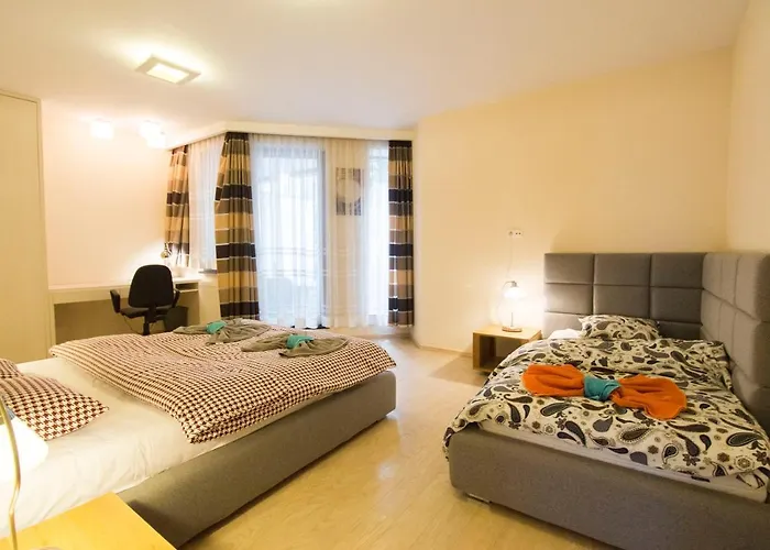 4 Krawiecka Apartment *